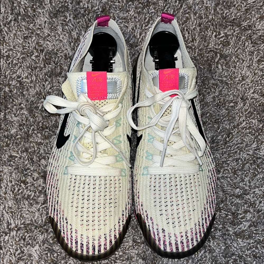 Nike Air Vapor Max Flyknits  Sneakers